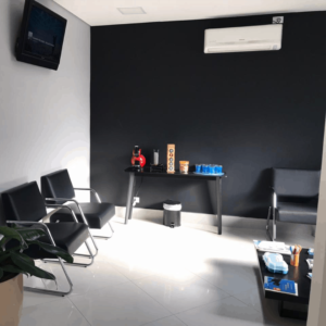 Clinica-Odontologica-Elisama-5-300x300